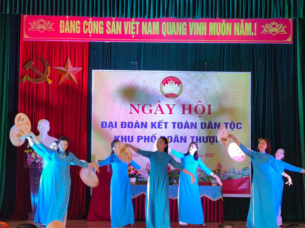 Nô nức Ngày hội Đại đoàn kết toàn dân tộc khu dân cư Doãn Thượng