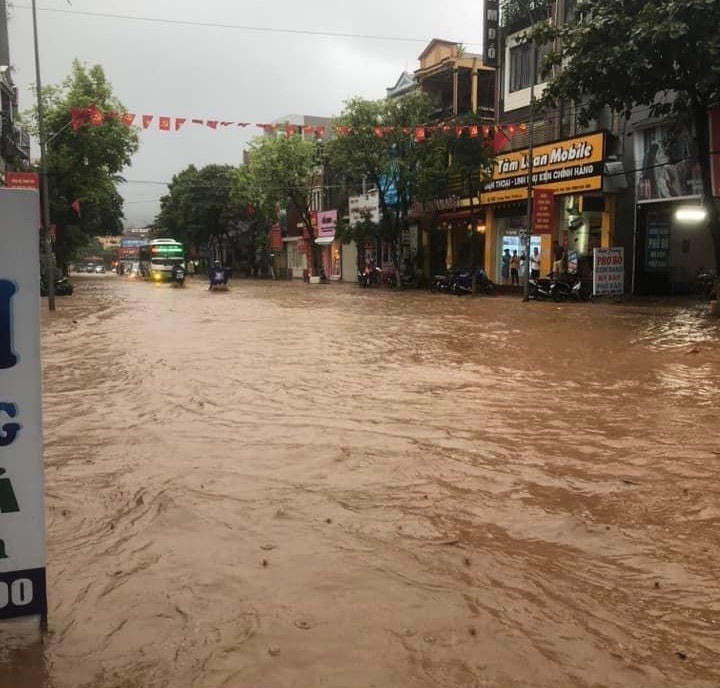 Sơn La: Mưa lớn kéo dài nhiều giờ gây ngập úng cục bộ