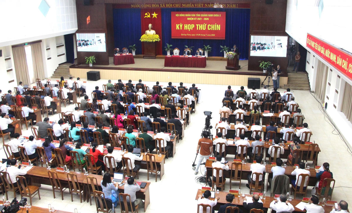 Quang cảnh kỳ họp thứ 9, HĐND tỉnh Quảng Nam khóa X.