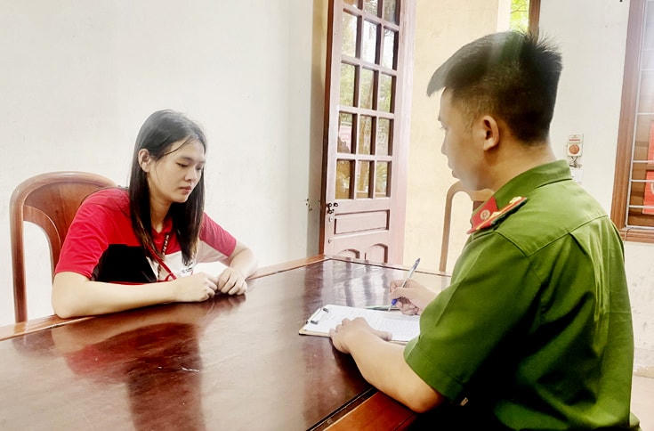 Cơ quan công an bắt giữ Nguyễn Thị Thuỳ Duyên khi đang lẩn trốn tại Hải Phòng.