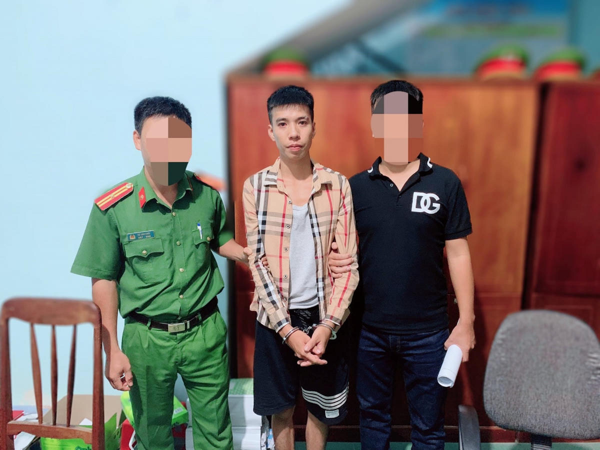 Đối tượng Nguyễn Văn Huỳnh bị bắt giữ.