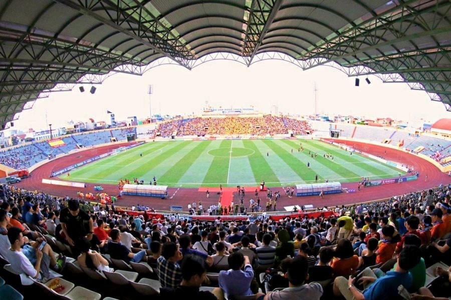 san-van-dong-thien-truong.jpg