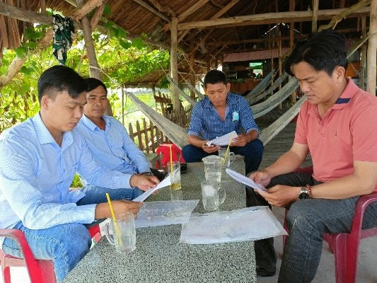 Nhiều hộ kinh doanh vật tư xây dựng tố nhà thầu mua vật tư nhưng không trả tiền với PV Đại Đoàn Kết.