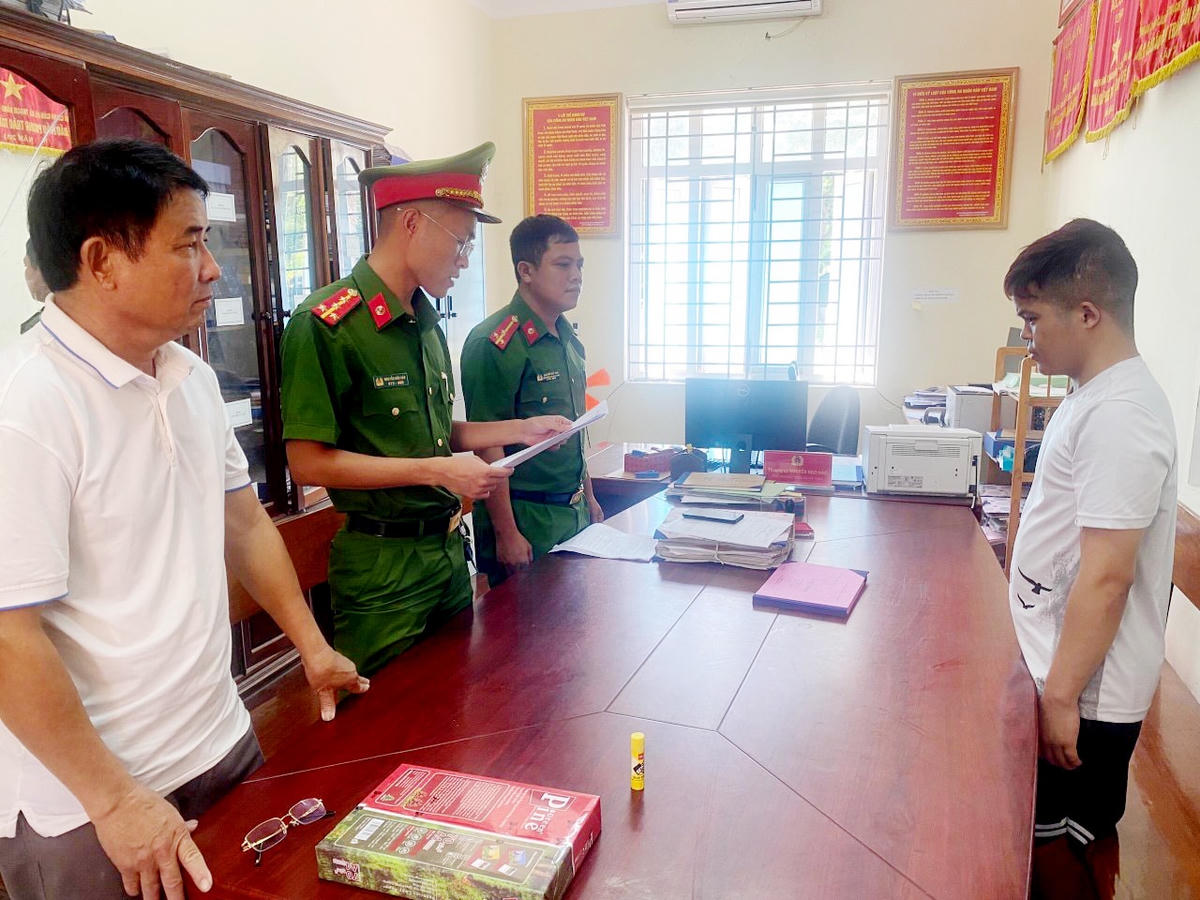 Công an huyện Lộc Hà vừa khởi tố vụ án, khởi tố bị can và ra lệnh tạm giam đối với Đinh Xuân Nguyện.