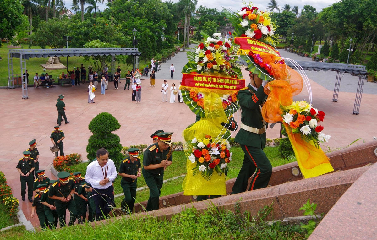 anh thay trang 7