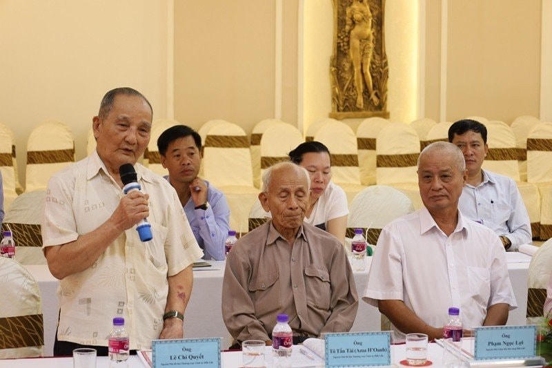 Ông  Lê Chí Quyết, nguyên Phó Bí thư Thường trực Tỉnh ủy Đắk Lắk chia sẻ ký ức về Khu căn cứ kháng chiến Cư Jŭ - Dliê Ya. 