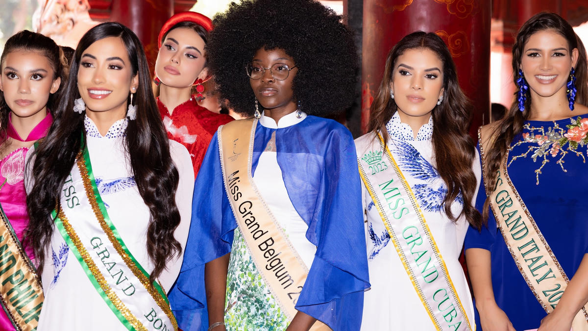 Đại diện BTC Miss Grand tiết lộ, vào ngày 6/10 tới, hoạt động chính sẽ là chương trình "Xin chào Việt Nam". Tại đây, các thí sinh được trao sash từ đương kim Hoa hậu và thực hiện màn hô tên trứ danh của Miss Grand. Vào ngày 7/10 tới, các cô gái tiếp tục khám phá văn hoá miền Bắc Việt Nam thông qua vở diễn Tinh Hoa Bắc Bộ. Tiếp nối đó là loạt hoạt động tại Vịnh Hạ Long, Đà Nẵng, Hội An, Huế, TP HCM.