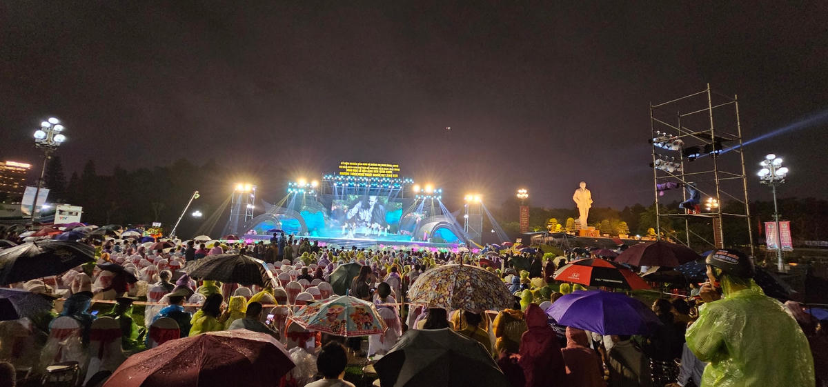 Chính thức khai mạc Lễ hội làng Sen năm 2023