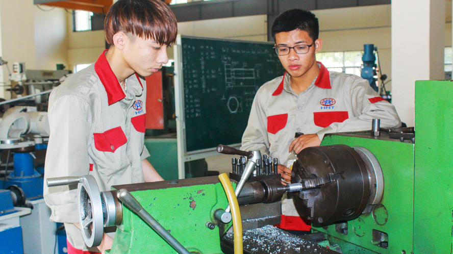 Sinh viên Trường Cao đẳng Công nghệ cao Hà Nội.