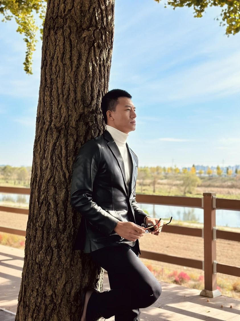 Hiếu Nguyễn cũng đến Itaewon chơi vào ngày xảy  ra thảm kịch. 