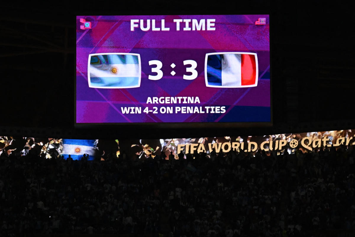 Argentina đã đánh bại người Pháp trong loạt sút penalty.