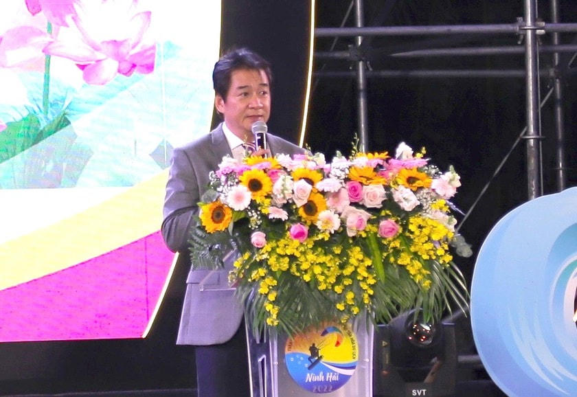 Ông Nguyễn Long Biên, Phó chủ tịch UBND tỉnh Ninh Thuận phát biểu tại lễ khai mạc.