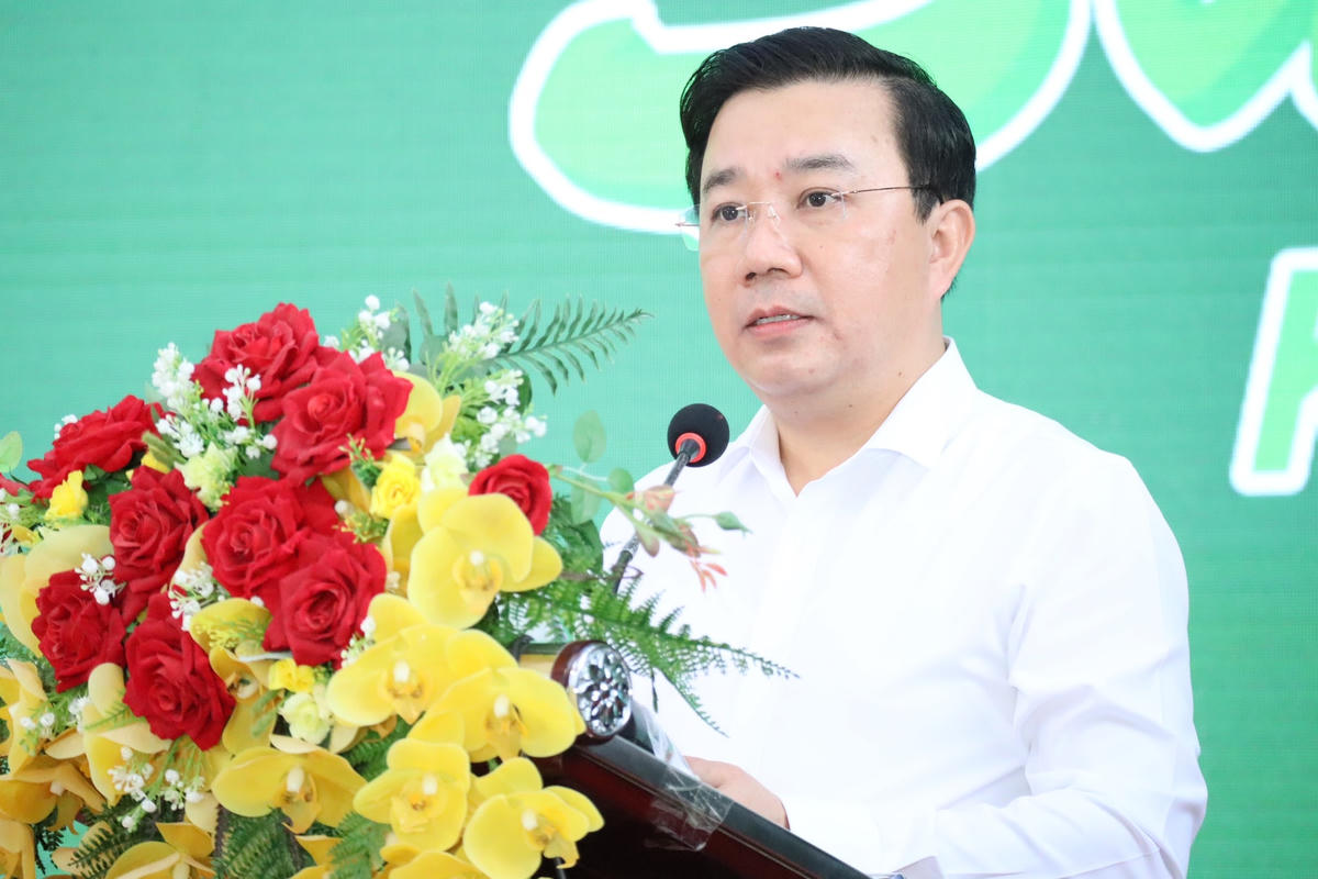 Phó Chủ tịch UBND TP Hà Nội Chử Xuân Dũng phát biểu tại buổi lễ tổng kết 5 năm hoạt động Phố Sách Hà Nội.