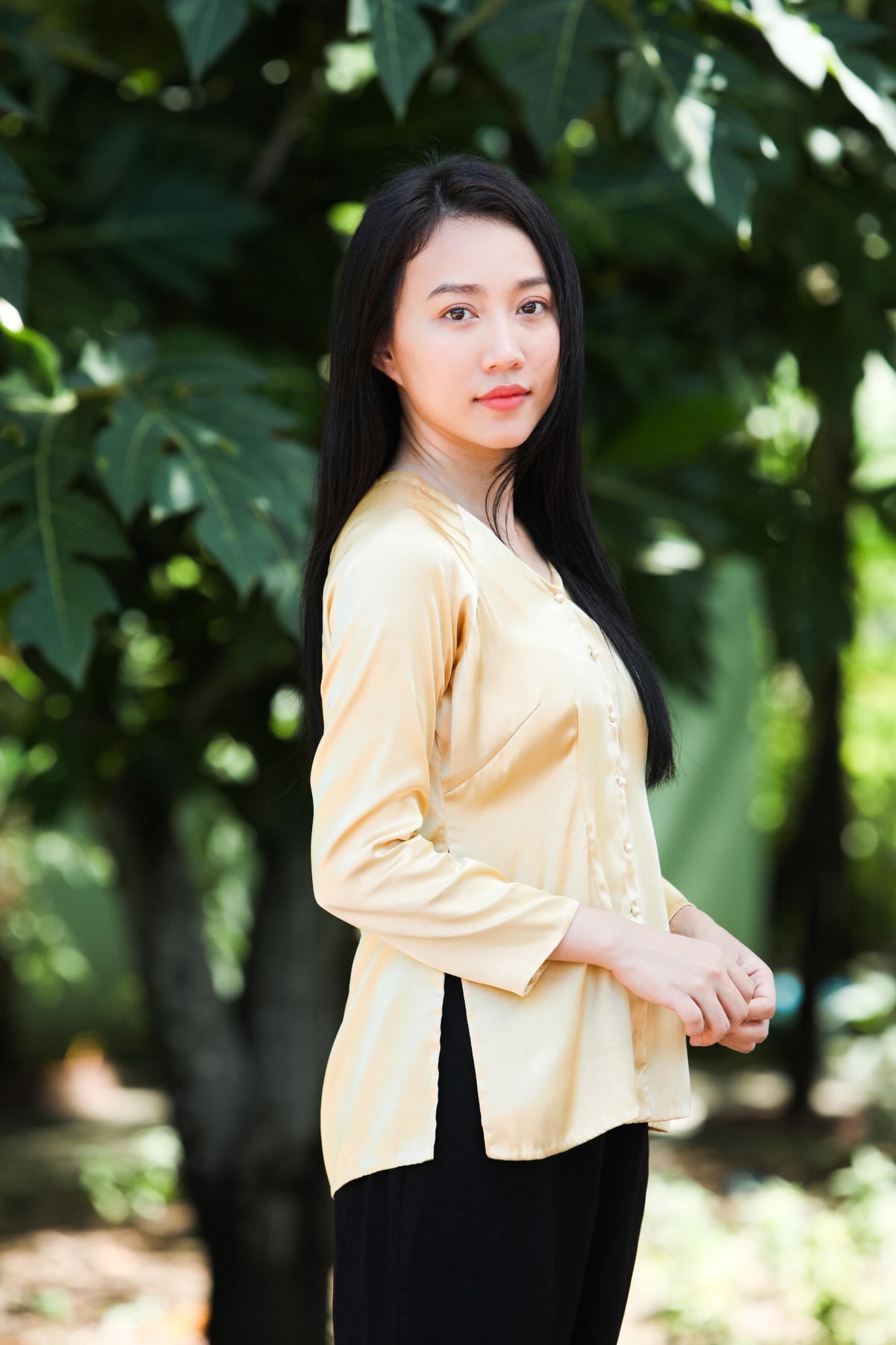 Huỳnh Hồng Loan cho hay, với mỗi vai diễn chị đều dồn 100% công sức. Ảnh: NVCC. 