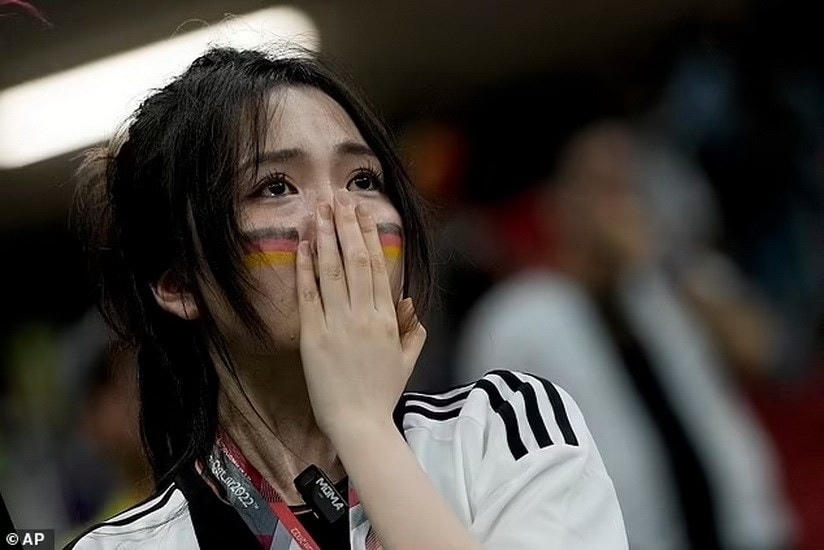 Đây là kỳ World Cup thứ 2 liên tiếp người hâm mộ Đức buồn bã khi đội nhà bị loại từ vòng bảng. (Nguồn: AP).