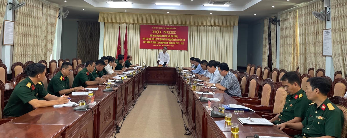 Toàn cảnh hội nghị.