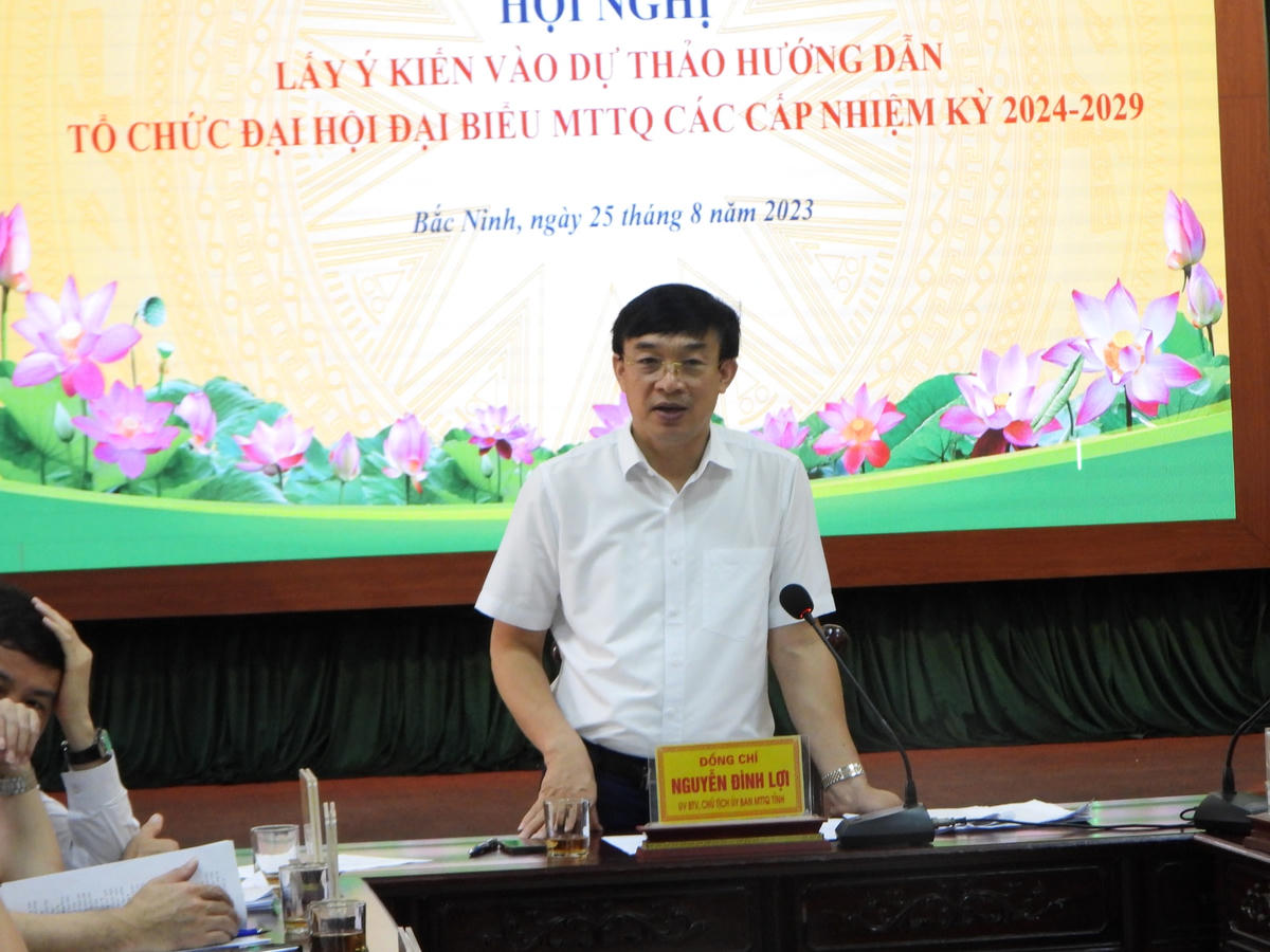 Chủ tịch Ủy ban MTTQ tỉnh Bắc Ninh Nguyễn Đình Lợi phát biểu tại Hội nghị.
