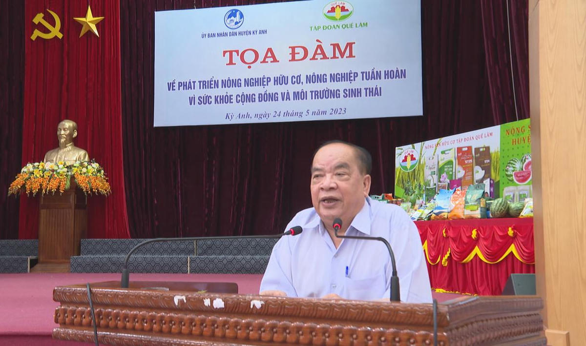 Chủ tịch Hội đồng quản trị Tập đoàn Quế Lâm Nguyễn Hồng Lam.
