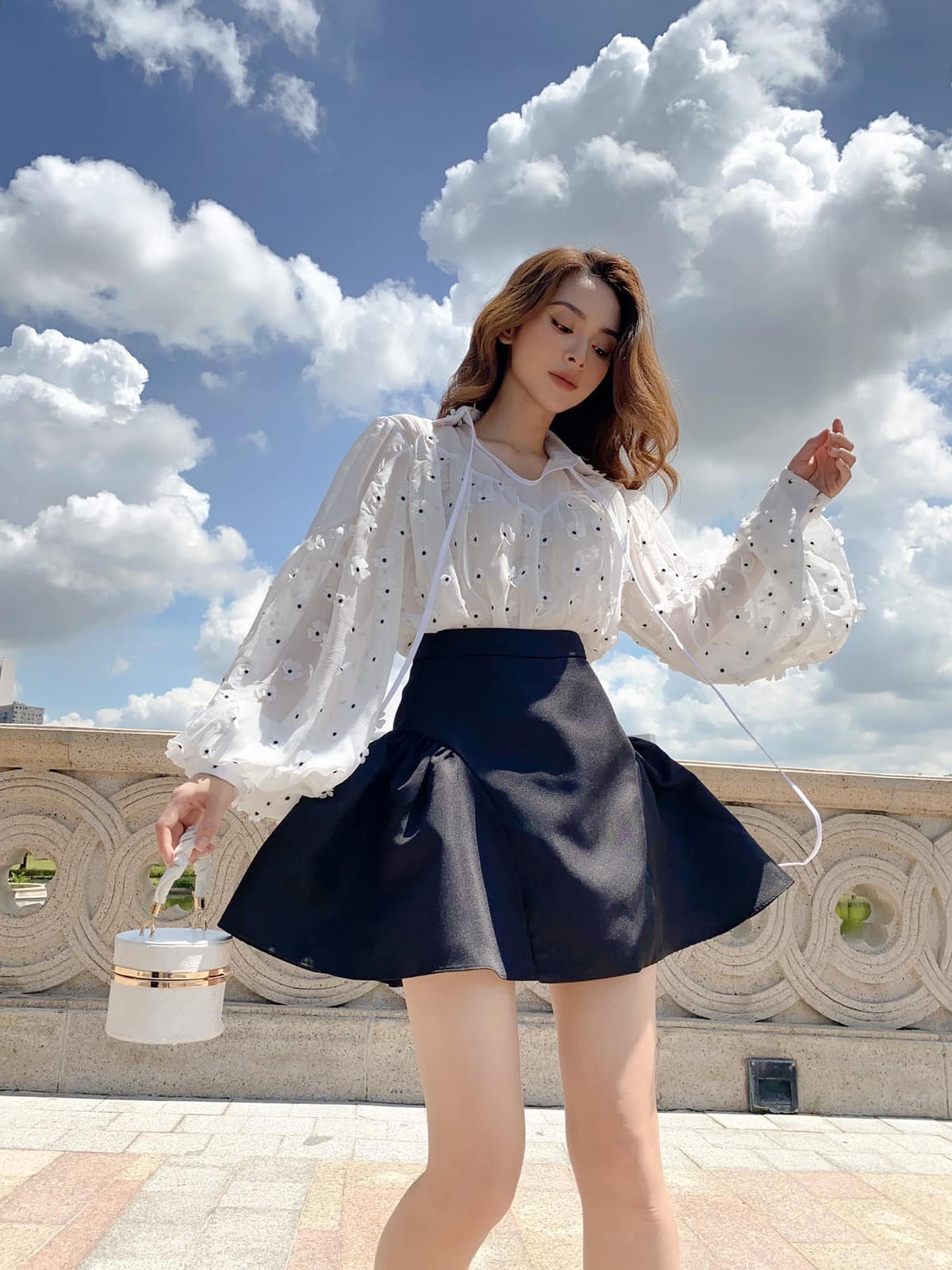 Trước khi nổi tiếng với vai trò là lookbook, Quỳnh Lương trải qua cuộc sống chật vật khi một mình chăm con nhỏ.