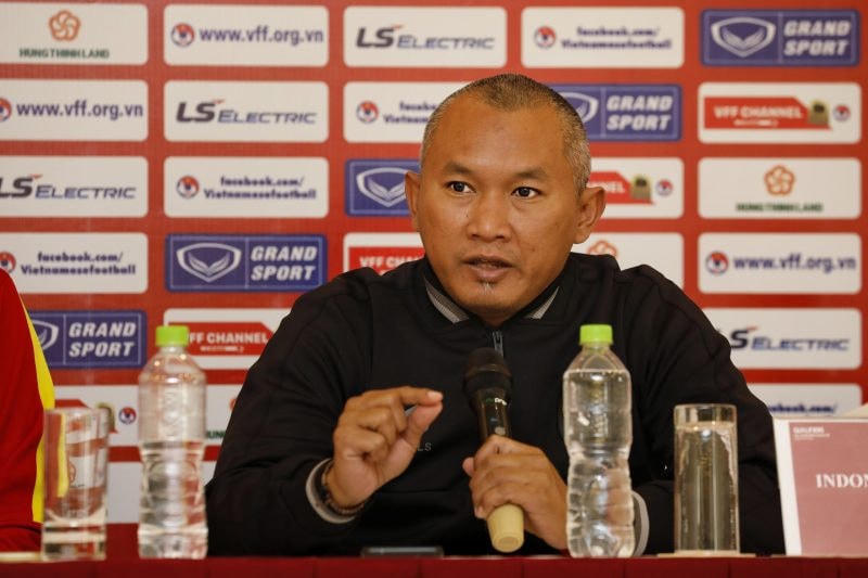 HLV trưởng ĐT U20 Indonesia Rudy Eka Priyambada. Ảnh: VFF.