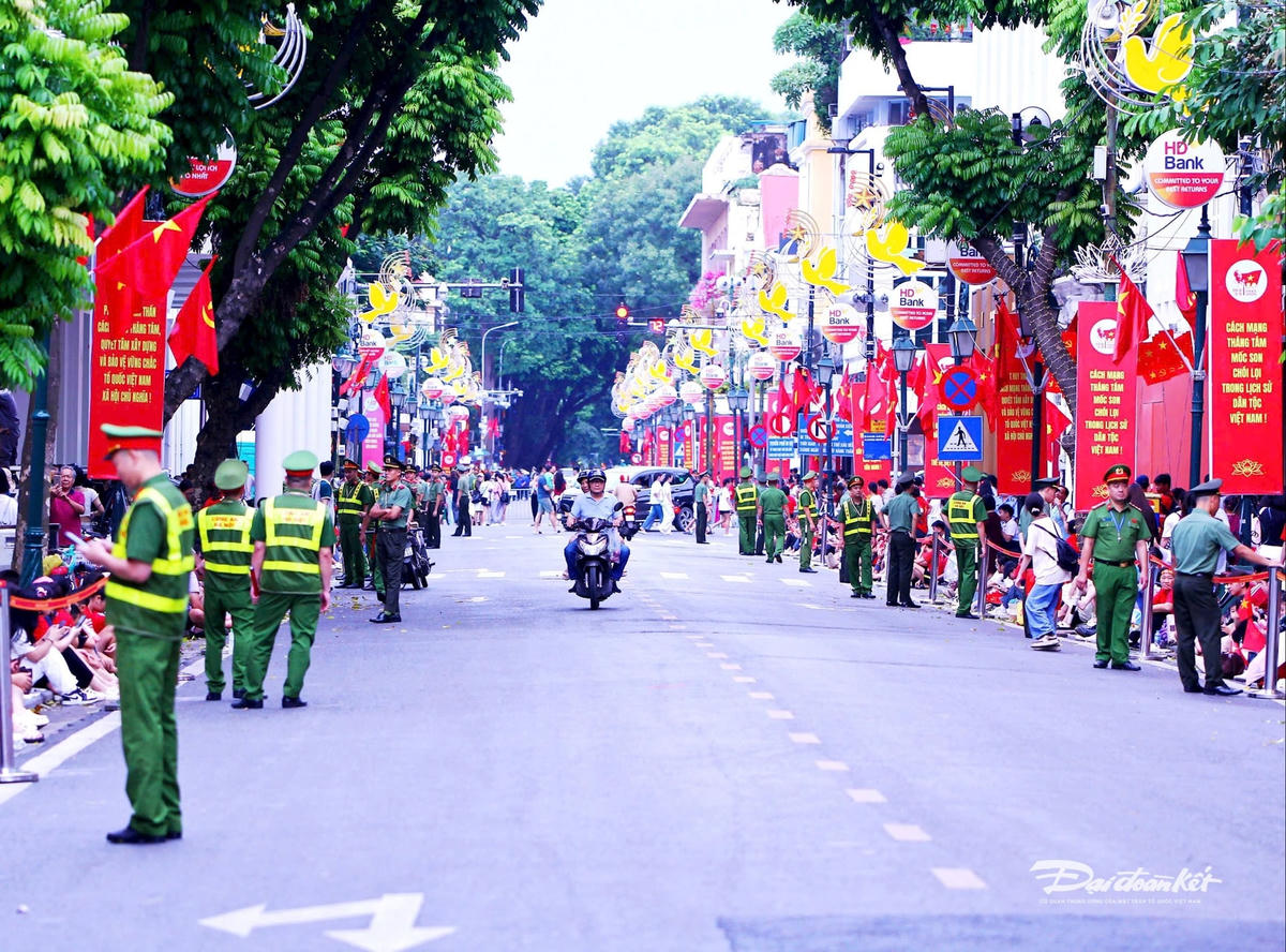 ảnh bên phải 2-3