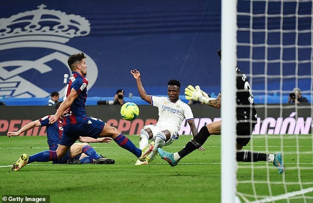 Real Madrid dễ dành giành chiến thắng 6-0 trước Levante