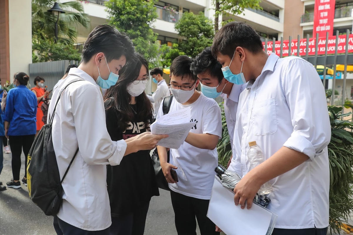 Với những nhầm lẫn trong kết quả xét tuyển, Bộ Giáo dục và Đào tạo khẳng định, quyền lợi chính đáng của các thí sinh vẫn được đảm bảo. Ảnh minh họa: Quang Vinh.