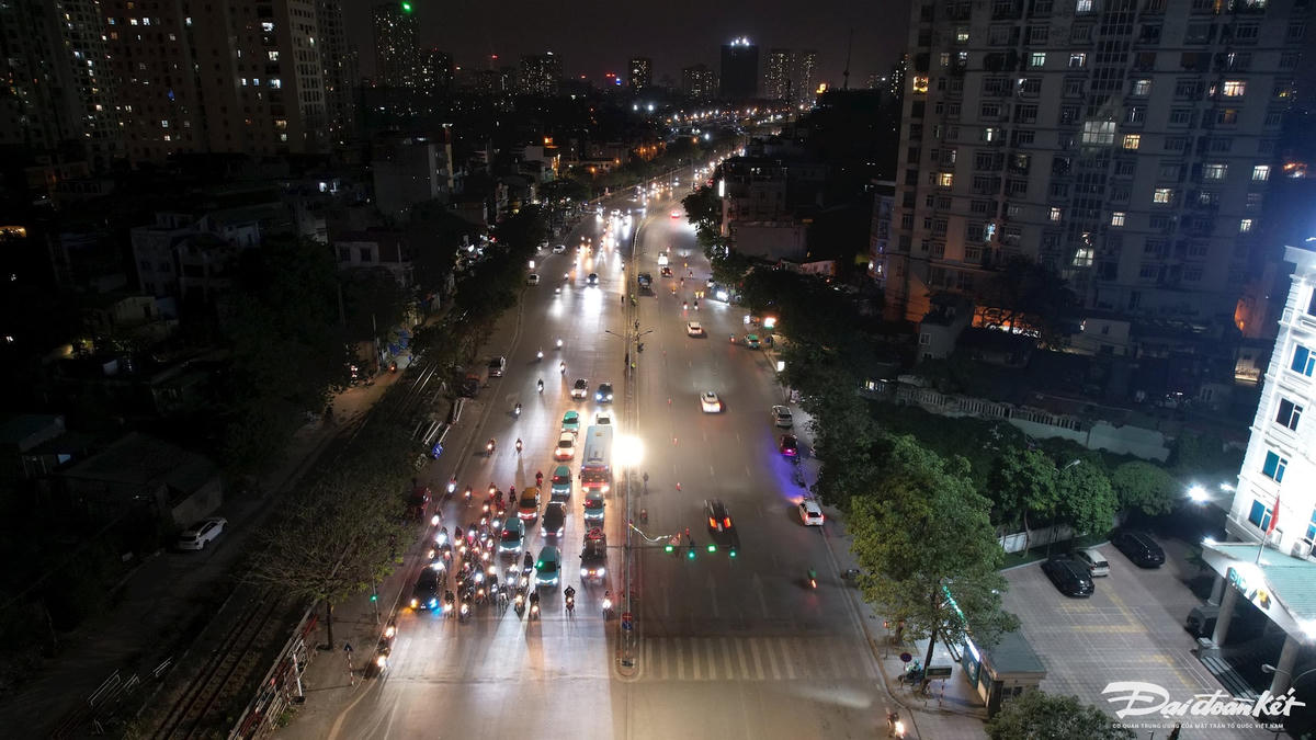 dji_fly_20241213_223408_657_1734104564433_photo.jpg