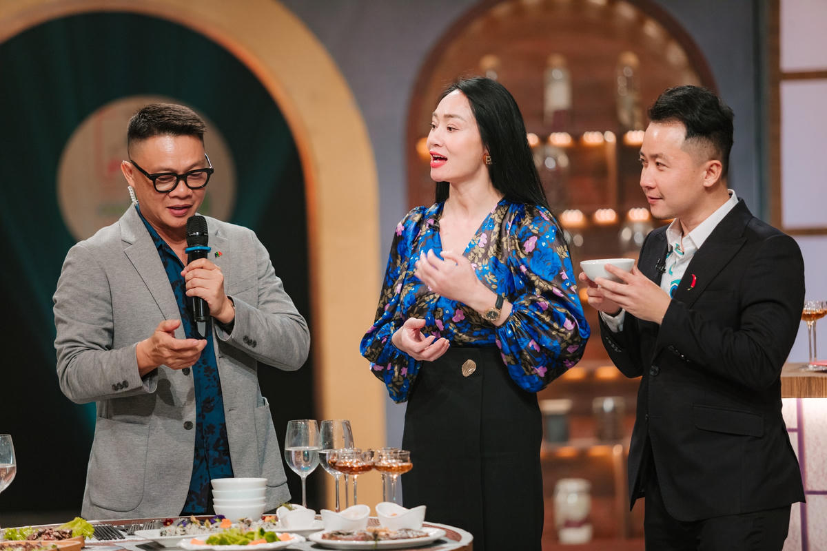 Quách Thu Phương say mê kể những món ăn bình dị gợi nhớ quê nhà.