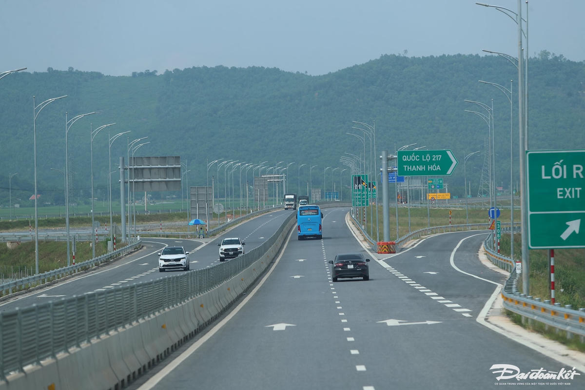 W_aj5i6389.jpg