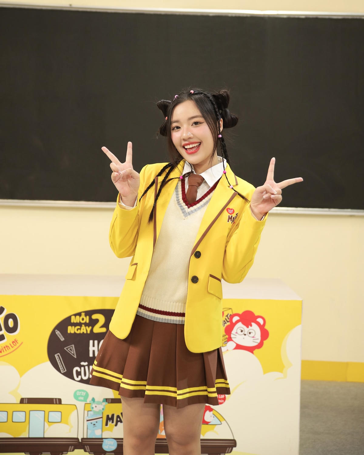 Nữ sinh lanh lợi Fanny Trần.