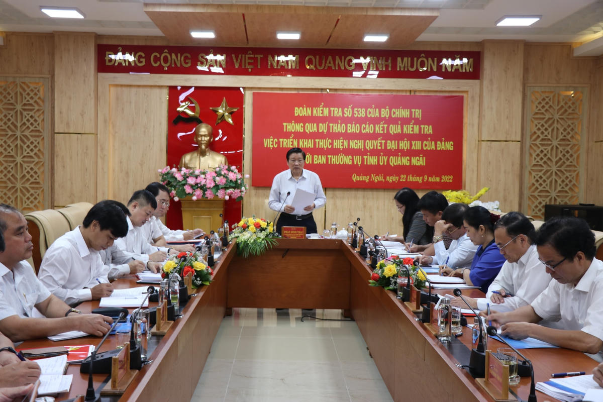 Quang cảnh buổi làm việc.