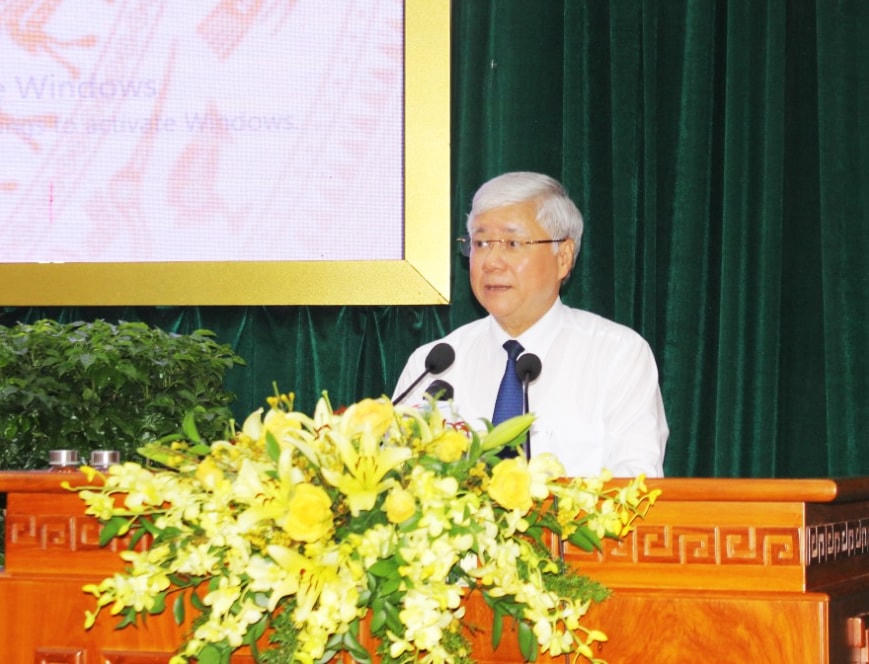 Chủ tịch Ủy ban Trung ương MTTQ Việt Nam Đỗ Văn Chiến phát biểu tại Hội nghị.