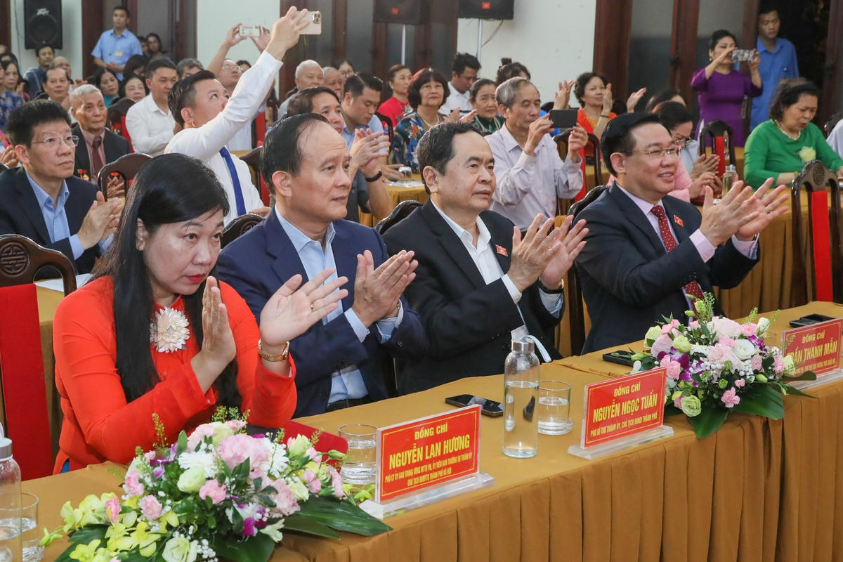 Hà Nội: Rực rỡ sắc màu tại Ngày hội Đại đoàn kết