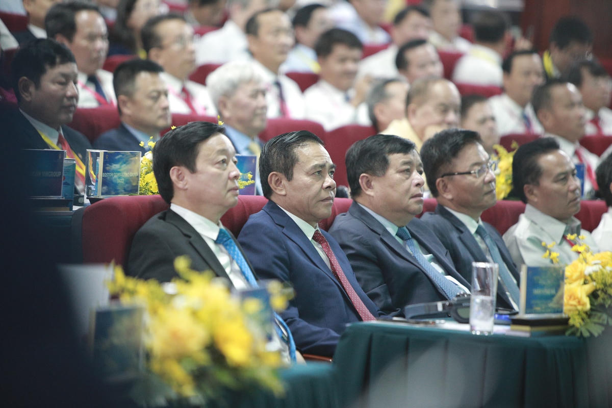 Đại biểu dự hội nghị.