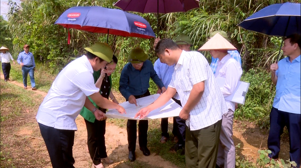 Lãnh đạo Ban Dân tộc tỉnh khảo sát tại huyện Võ Nhai.