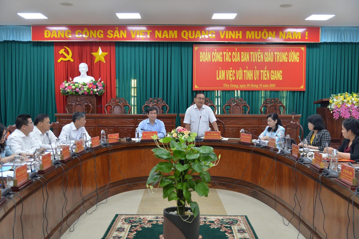 Đoàn công tác của Ban Tuyên giáo Trung ương làm việc tại Tiền Giang.