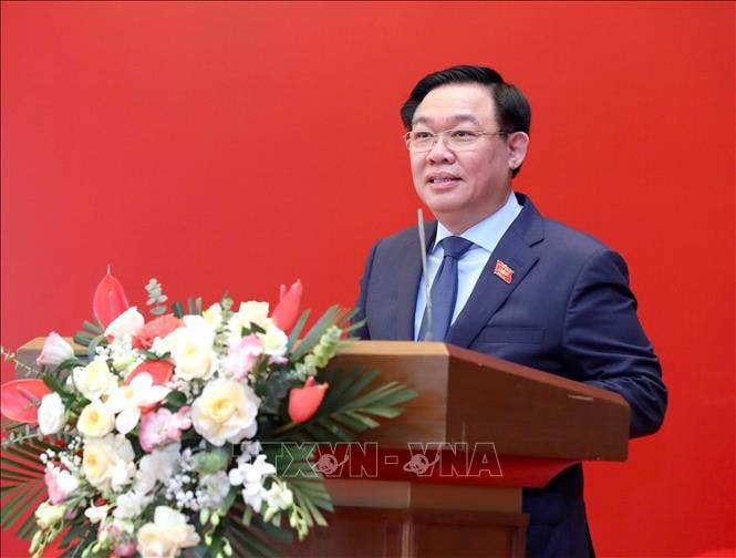 Chủ tịch Quốc hội Vương Đình Huệ phát biểu tại buổi gặp mặt. Ảnh: An Đăng/TTXVN.