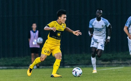 Quang Hải gặp khó khăn ở Pau FC. Ảnh: Người đưa tin.