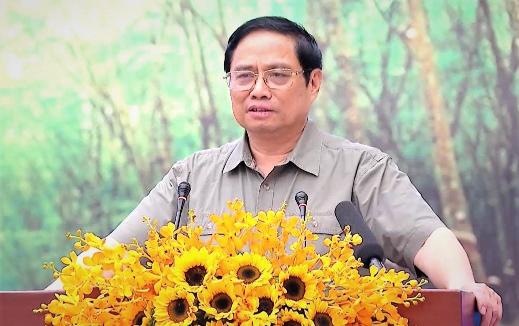 Thủ tướng Phạm Minh Chính đề nghị các đại biểu bám sát nội dung Nghị quyết số 53 và Kết luận số 27 của Bộ Chính trị để tìm cơ chế phát triển toàn vùng Đông Nam Bộ trong giai đoạn mới. Ảnh: Hồng Phúc.