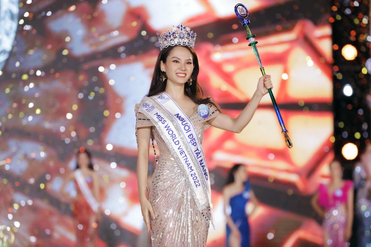 Huỳnh Nguyễn Mai Phương đăng quang Hoa hậu Thế giới Việt Nam năm 2022. Ảnh: VOV.