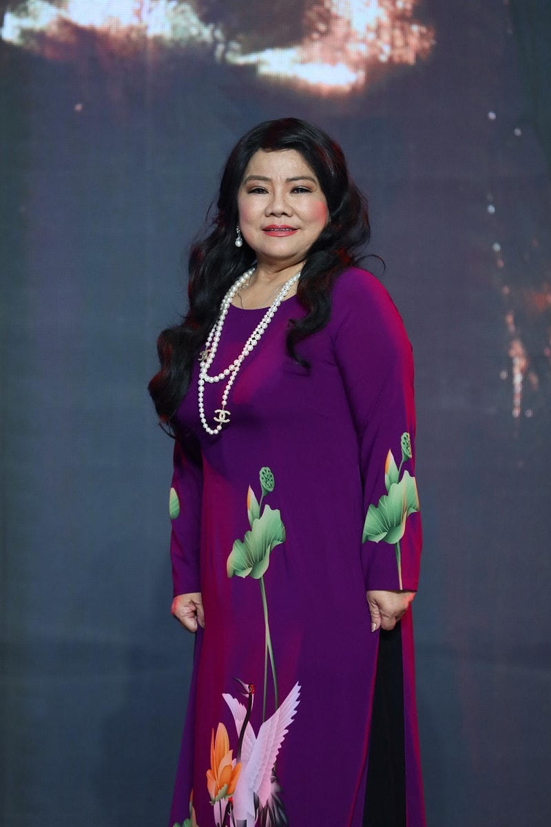 NSND Thanh Hoa được mệnh danh là "người đàn bà hát" vì sở hữu nhiều ca khúc để đời.