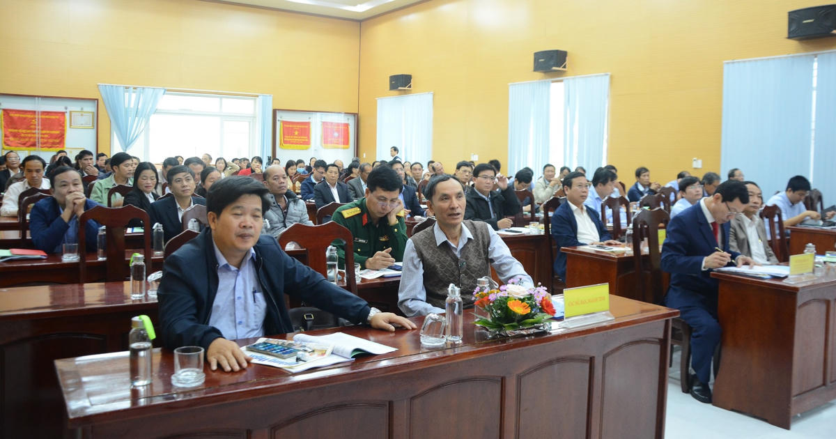 Các đại biểu tham dự Hội nghị.