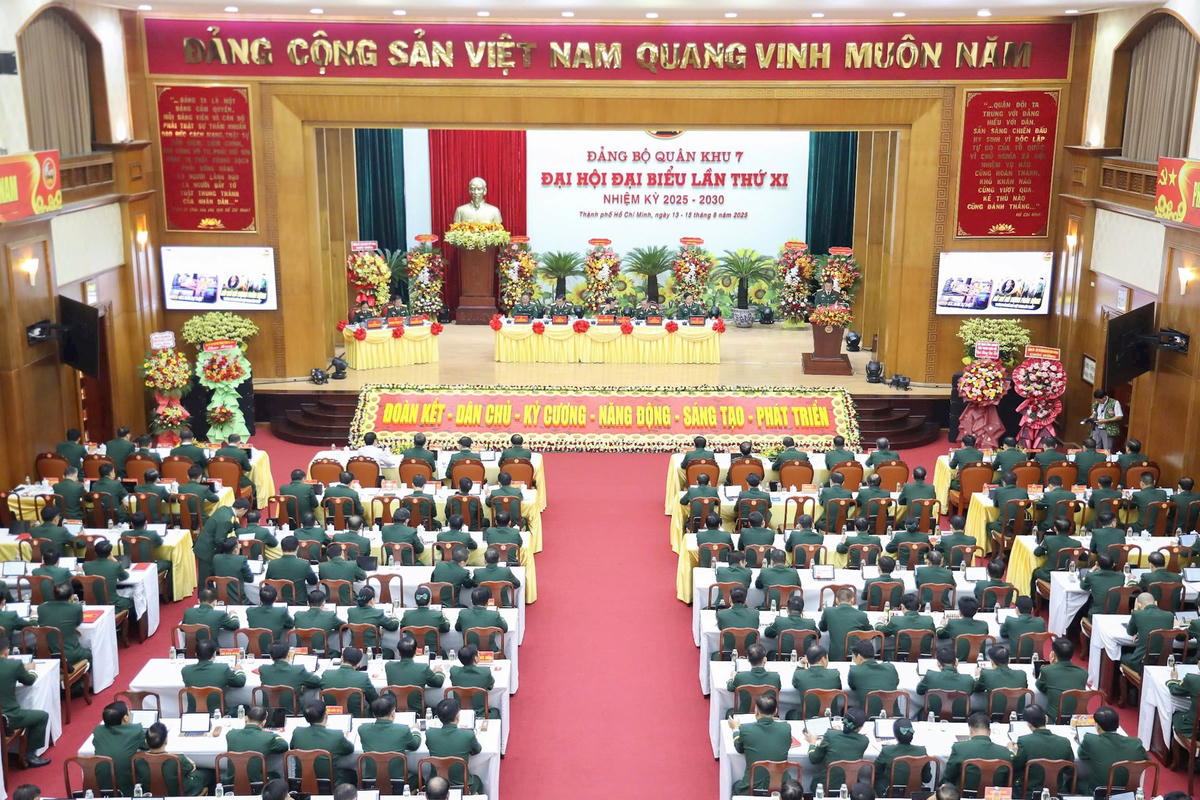 quang cảnh đại hội