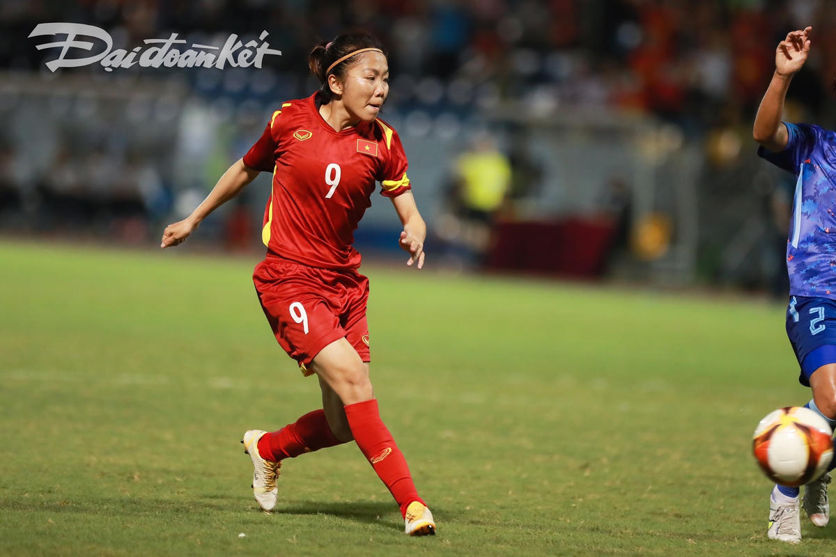 [ẢNH] Lần thứ 3 liên tiếp Đội tuyển nữ Việt Nam lên ngôi vô địch SEA Games