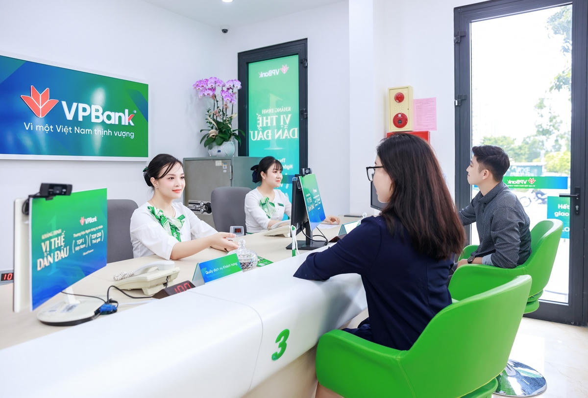 Tung chiêu hút khách gửi tiết kiệm: Chịu chơi như VPBank 