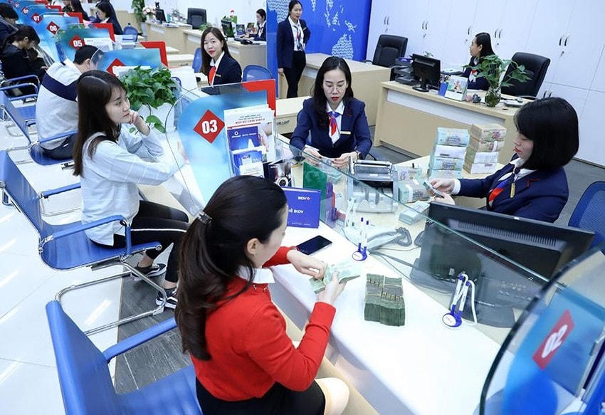 Ngân hàng Nhà nước chỉ đạo các ngân hàng tăng trưởng tín dụng an toàn và hướng tín dụng vào các lĩnh vực ưu tiên.