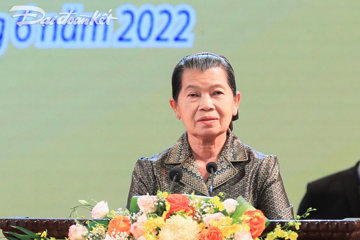 Bà Men Sam An phát biểu tại lễ kỷ niệm. 