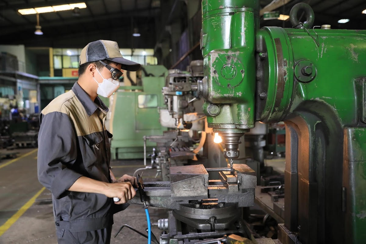 Thu hút đầu tư có chọn lọc sẽ giúp tạo sức lan tỏa công nghệ từ khu vực doanh nghiệp nước ngoài sang khu vực doanh nghiệp trong nước. Ảnh: Quang Vinh.