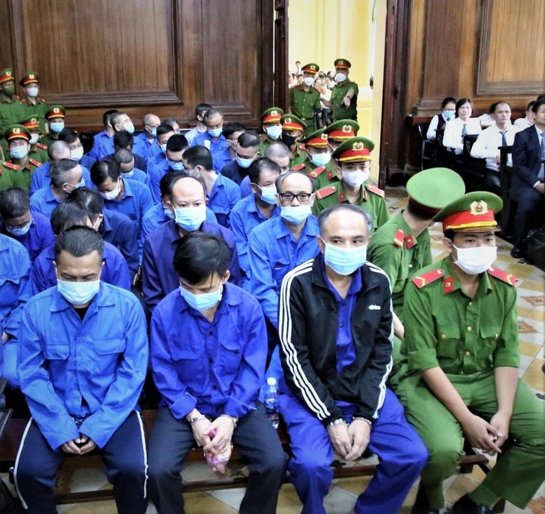 Các bị cáo tại tòa sơ thẩm.